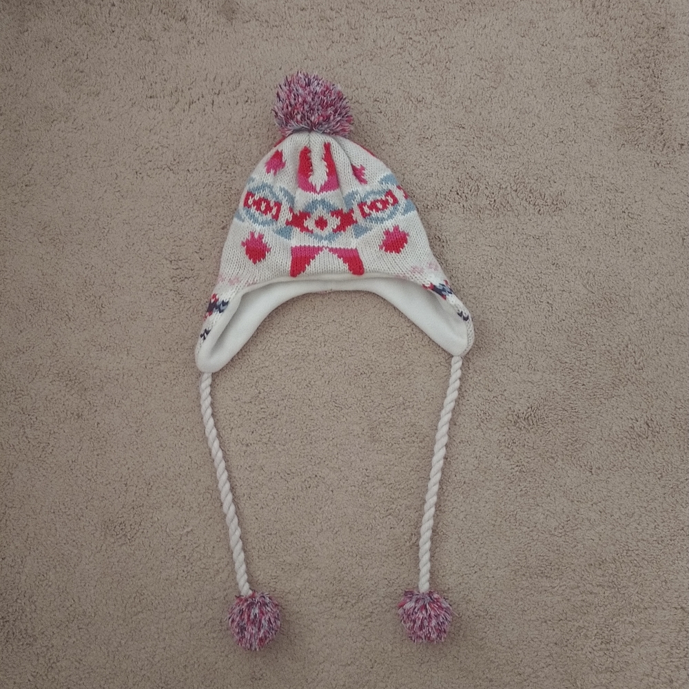 Winter pom hat